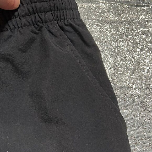 Nike short - Picture 2 of 3